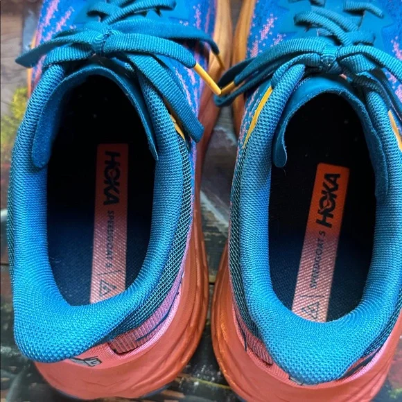 Hoka Women’s Speedgoat 5 Low Trail-Running Shoes V519 W234 - Picture 4 of 9